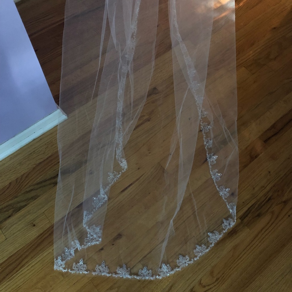 Bridal veil white